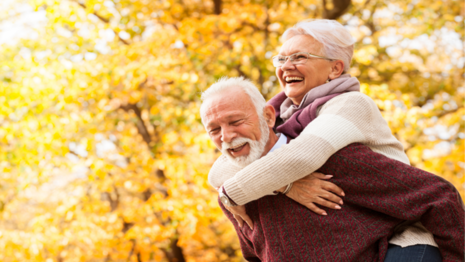 Autumn Couple 1920 x 1080